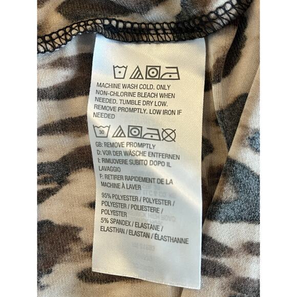 Susan Graver Duster Open Front Cardigan Leopard Print Size 2X Cut Out Shoulder - Picture 7 of 8